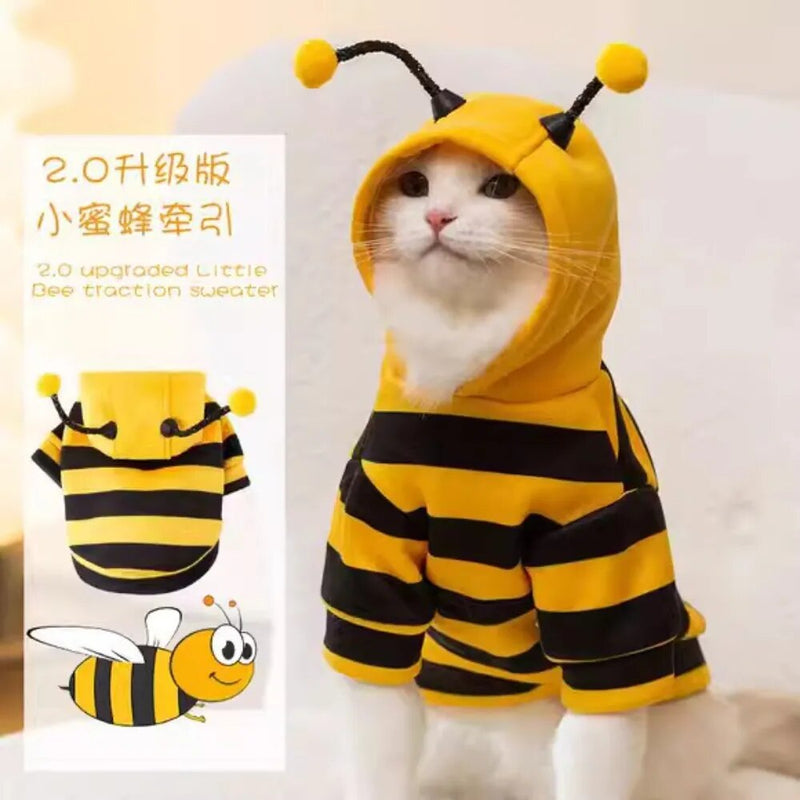 Cute Little Bees Can Pull A Thin Fluffy Hoodie